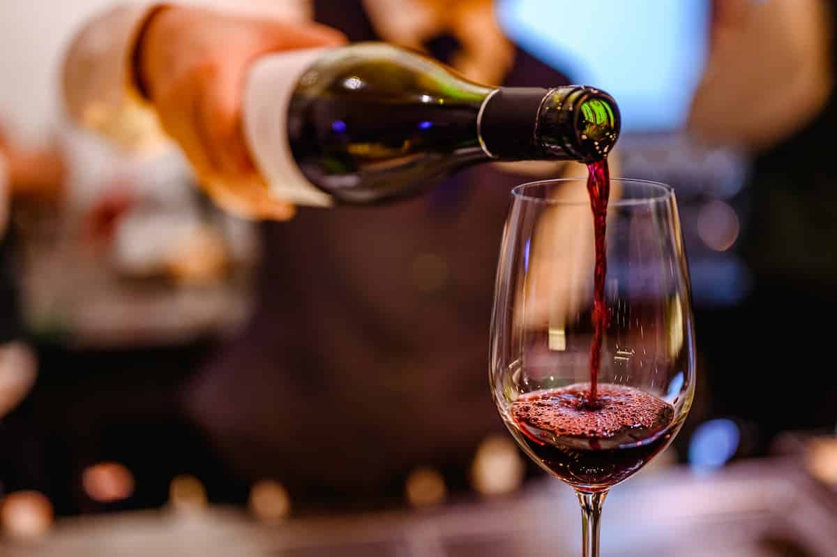 Les risques de l'investissement dans le vin et comment les gérer